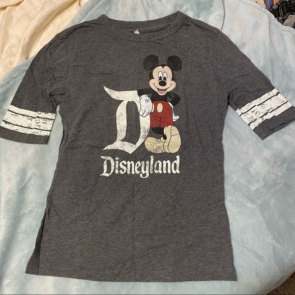 Disneyland Mickey tee - Picture 1 of 4